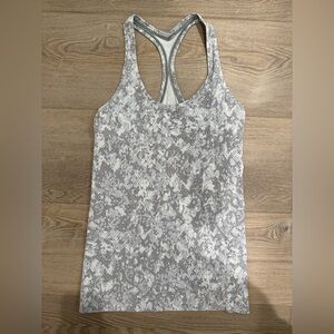 Lululemon Women's Fitted Tank Top